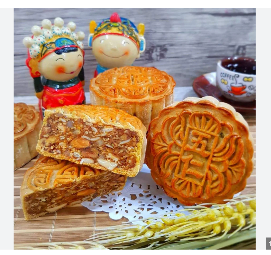 YB Mix Small Moon Cake - Banh Trung Thu 100G